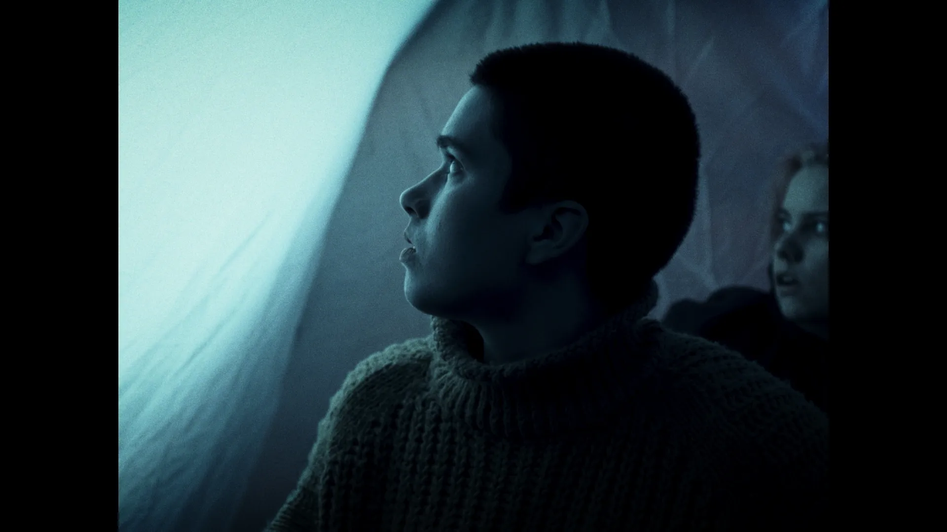Still from Zwischen Verschwiegenen Bäumen
